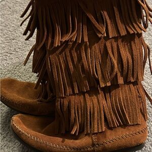 Minnetonka Fringe Moccasins - Brown